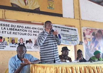Sortie médiatique du Général Amara : « jusqu&rsquo;à preuve du contraire, le Président de la transition, va respecter sa parole donnée » (RPG Arc-en-ciel)