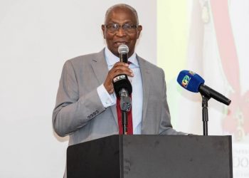 “Utilisez votre force pour construire la Guinée”, exhorte le Premier ministre Bah Oury à New York