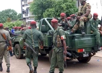 Tribune : L’armée guinéenne, entre devoir de sécurité et tentation politique (Par Madiba Kaba)