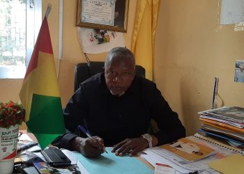 Numérisation des inscriptions scolaires en Guinée : le proviseur du Lycée Kipé exprime son soutien à l’initiative