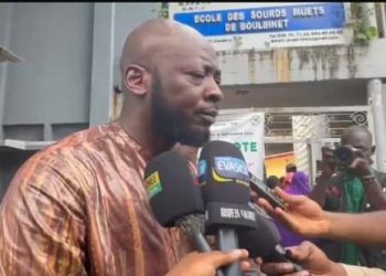 Le Général Amara Camara au sortir du bureau de vote, « le peuple prend son destin très au sérieux »