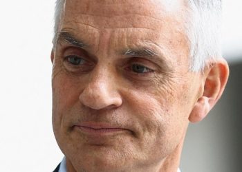 Démission du directeur général de la BBC, après le montage contesté d&rsquo;un discours de Donald Trump, selon Rfi