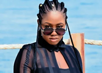 Sia Kamano plaide pour la libération de ses frères, « on a trouvé notre papa dans la politique. On ne fait pas partie »