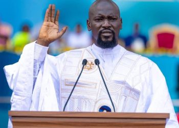 Extrait du discours d’investiture : « On ne construit pas une Nation dans la division et on ne bâtit pas la prospérité sur la haine »