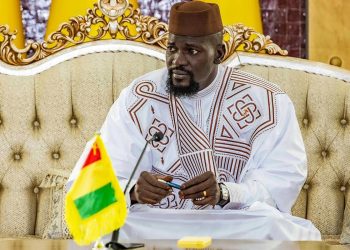 Départ à la retraite : le président Doumbouya accorde un bonus aux magistrats concernés