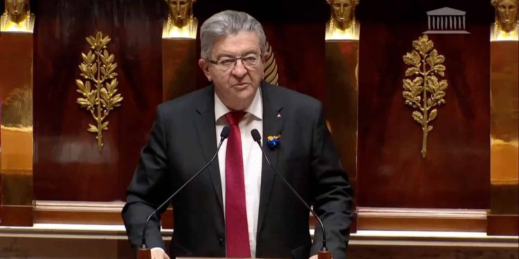 Abrogation du Code noir : Jean-Luc Mélenchon salue un vote « en hommage à la mémoire des esclaves »