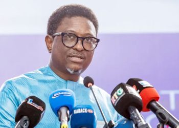 Alpha Bacar Barry dénonce les sollicitations des parents d’élèves pour « aider leurs enfants à obtenir le baccalauréat »