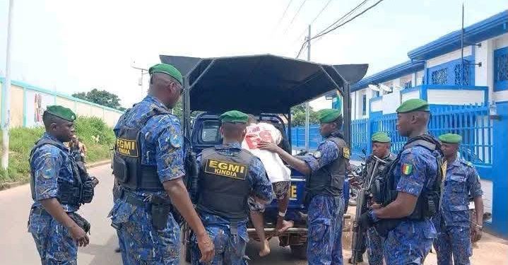 Kindia : le principal suspect du meurtre d’Aïcha Sacko présenté à la presse