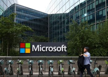 Microsoft propose des départs volontaires à environ 60000 salariés dans le monde
